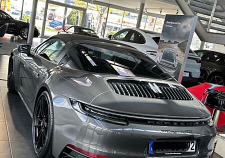 Porsche 992 Targa 4 GTS. GTS Paket. BOSE. Lift. Schutzfol.