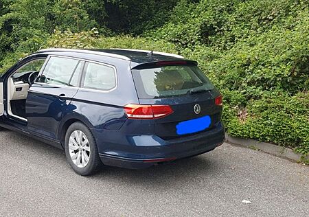 VW Passat Variant Volkswagen 1.6 TDI Comfortline Variant C...