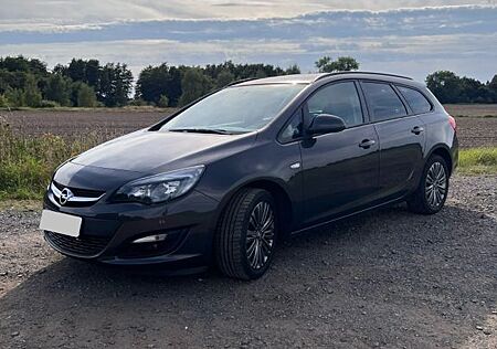 Opel Astra Sports Tourer 1.4 T ecoF Edition 88 S/...