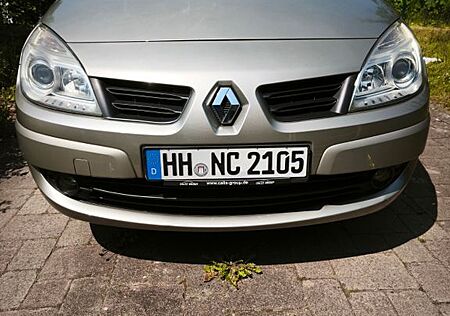 Renault Scenic . Sehr gepflegt mit TÜV