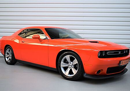 Dodge Challenger SXT+Kamera+Tempomat+Xenon