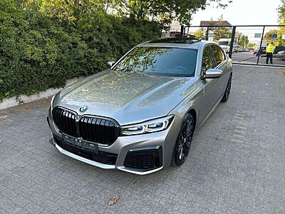 BMW 740 Li/M-PAKET/20 /PANO/HUD/DIST/MASS/H K/VOLL