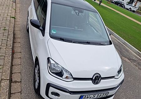 VW Up Volkswagen ! 1.0 TSI OPF 66kW high ! high !