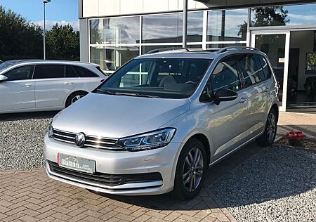 VW Touran Volkswagen 2.0 TDI DSG Active Pan LED VC ACC Kam