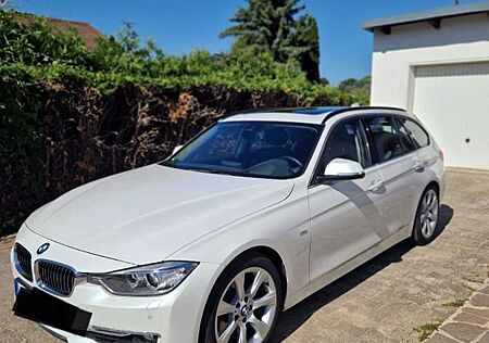 BMW 328i Touring Luxury Sport Leder Automatik