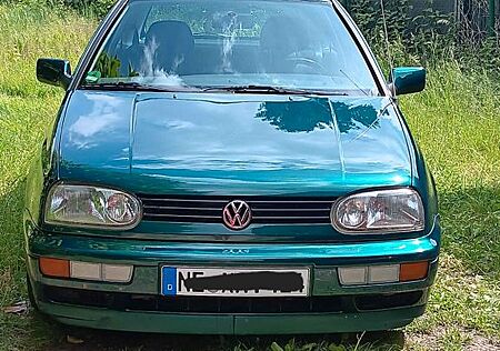 VW Golf Volkswagen 2.0 GL Auto GL