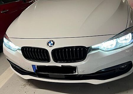 BMW 320d xDrive Touring Sport Line Automatic Spo...