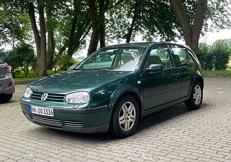 VW Golf Volkswagen 4 1.4 ALLWETTER*CARPLAY*TÜV NEU
