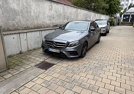 Mercedes-Benz E 300 d Autom. - AMG+Night, Alcantara, Burm uvm.