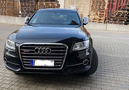 Audi Q5 3.0 TDI S tronic quattro -
