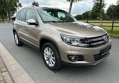 VW Tiguan Volkswagen Sport & Style BMT