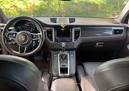 Porsche Macan gebraucht kaufen Porsche Macan Turbo Turbo
