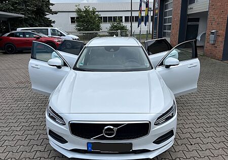 Volvo V90 D4 Momentum Pro Geartronic Momentum Pro