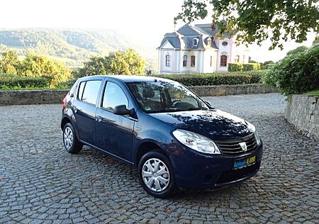Dacia Sandero Basis mit AHK 1.HAND!