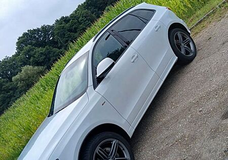 Audi Q5 2.0 TDI 140kW S tronic quattro - Alcantara