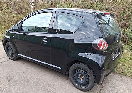 Toyota Aygo (X) Aygo (X) 1,0-l-VVT-i -