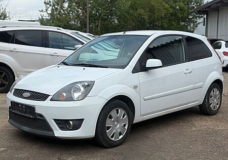 Ford Fiesta White Magic 2.Hand*TÜV*Inspektion neu*