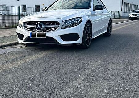 Mercedes-Benz C 220 d 4MATIC AMG Line Autom. AMG Line