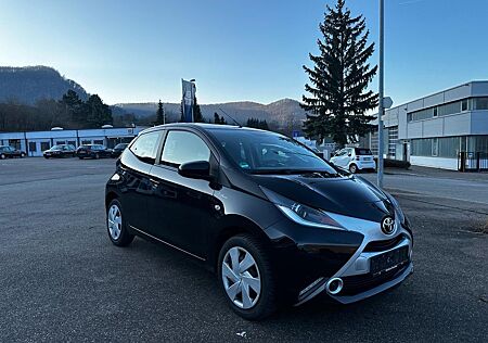 Toyota Aygo (X) Aygo gepflegt, neuer TÜV