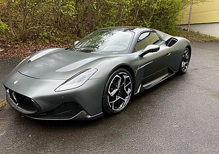 Maserati MC20 Cielo Full Carbon