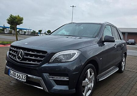 Mercedes-Benz ML 350 BlueTEC 4MATIC
