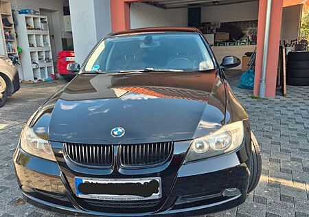 BMW 318i Touring -