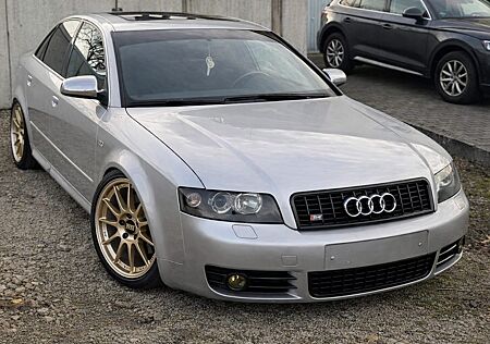 Audi S4 4.2 quattro