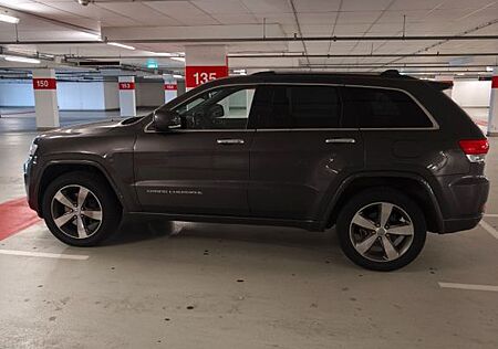 Jeep Grand Cherokee Overland 3.0 V6 M.-Jet 1...