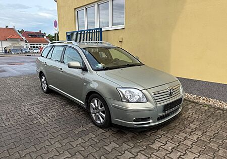 Toyota Avensis Kombi 1.8 Sol