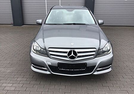 Mercedes-Benz C 180 C -Klasse Lim. CGI BlueEfficiency.