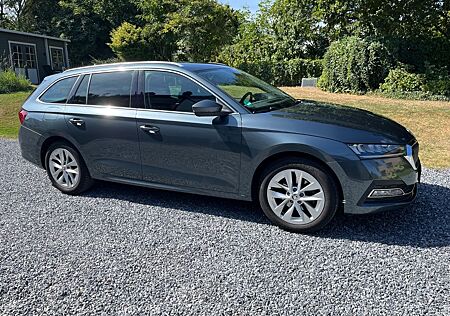 Skoda Octavia 1.0 TSI FIRST EDITION COMBI FIRST ED...