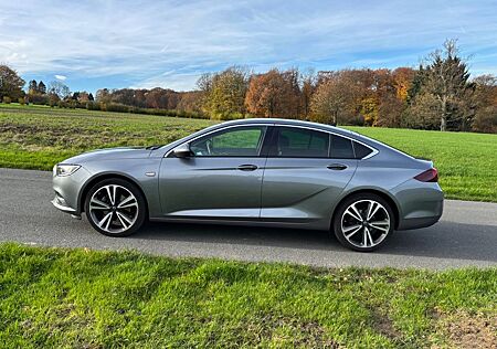 Opel Insignia 2.0 Diesel 125kW Utlimate Exclus Au...