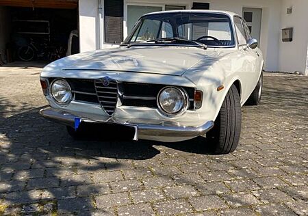 Alfa Romeo GT