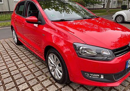 VW Polo Volkswagen 1.4 DSG LIFE 2nd hand , well maintained