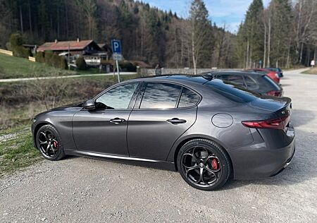 Alfa Romeo Giulia 2.0 Turbo 16V 206kW AT8-Q4 Veloce