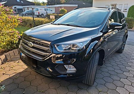 Ford Kuga 2,0 TDCi 4x4 110kW ST-Line ST-Line