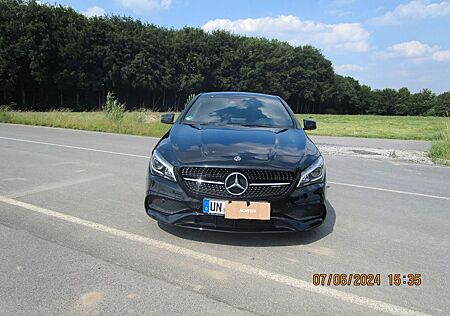 Mercedes-Benz CLA 180 Shooting Brake -