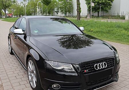 Audi S4 3.0 TFSI S tronic quattro