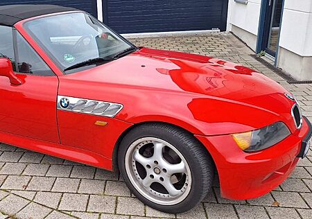 BMW Z3 Roadster 1.9 - Garagenfahrzeug