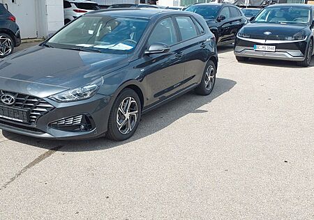 Hyundai i30 Select Mild-Hybrid