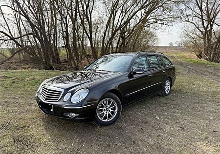 Mercedes-Benz E 280 4MATIC T AVANTGARDE Avantgarde