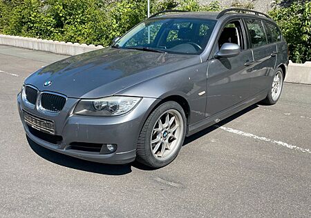 BMW 318i Touring AHK SHZ Tempomat Klimaautomatik BBS
