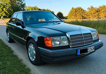 Mercedes-Benz 200 200E, Klimautomatik, sehr gepflegt, rostfrei