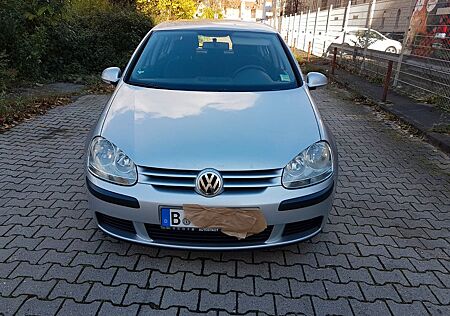 VW Golf Volkswagen V Lim. Trendline KLIMA