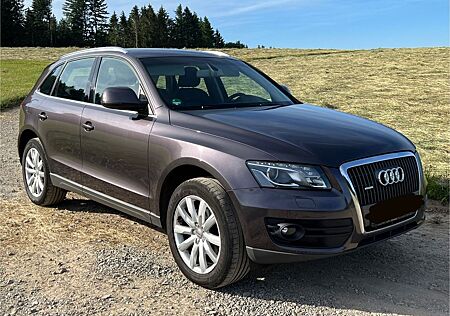 Audi Q5 2.0 TFSI S tronic quattro -