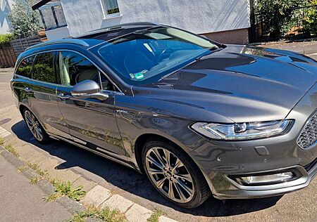 Ford Mondeo 2,0 TDCi 132kW Vignale Turnier PowerS...