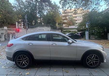 Mercedes-Benz GLC 350 d 4MATIC AMG Line Coupé Autom. AMG Line