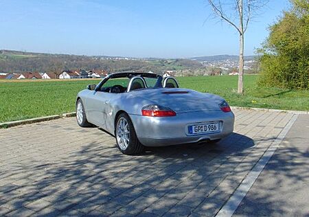 Porsche Boxster 2.5 - Manuell, GT3 Felgen, HU 2027