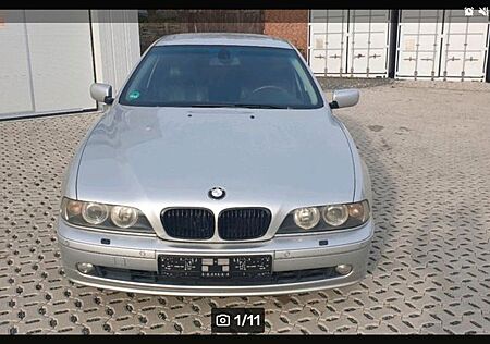 BMW 525i A Exclusive Exclusive