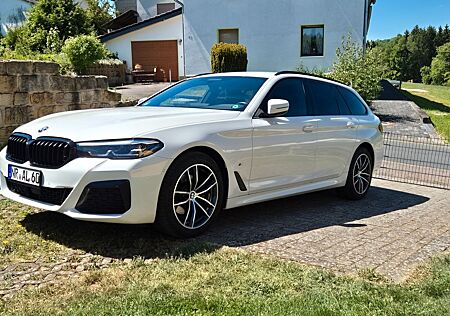 BMW 520d xDrive Touring M-Paket Mild Hybrid